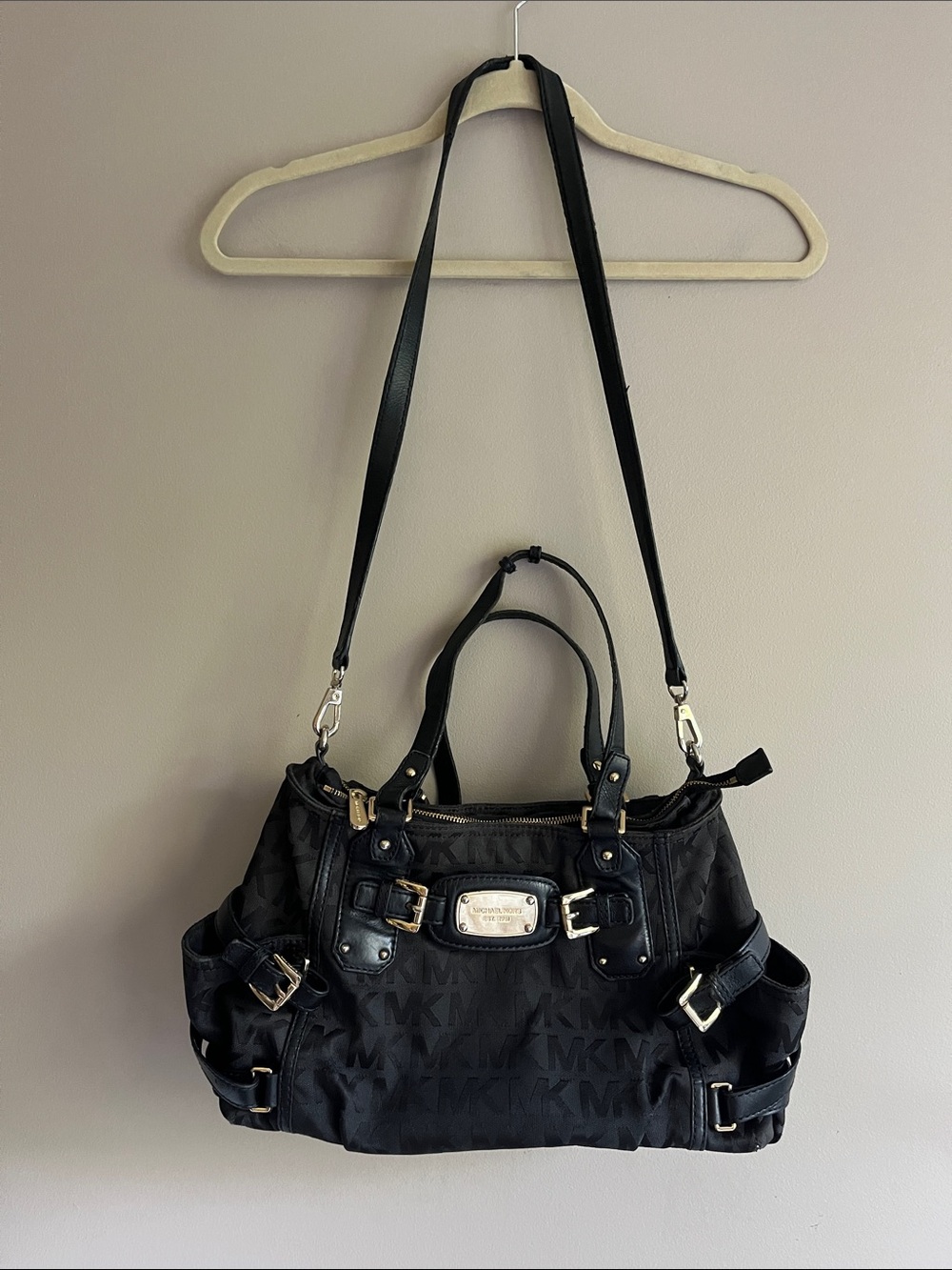 Michael Kors Gansevoort Monogram Jacquard Satchel Bag in black